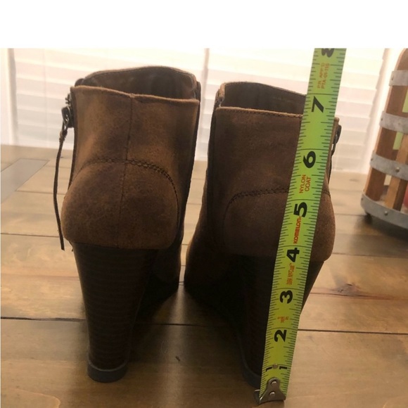 Sugar “Tempe” Brown Wedge Boots - Picture 5 of 10